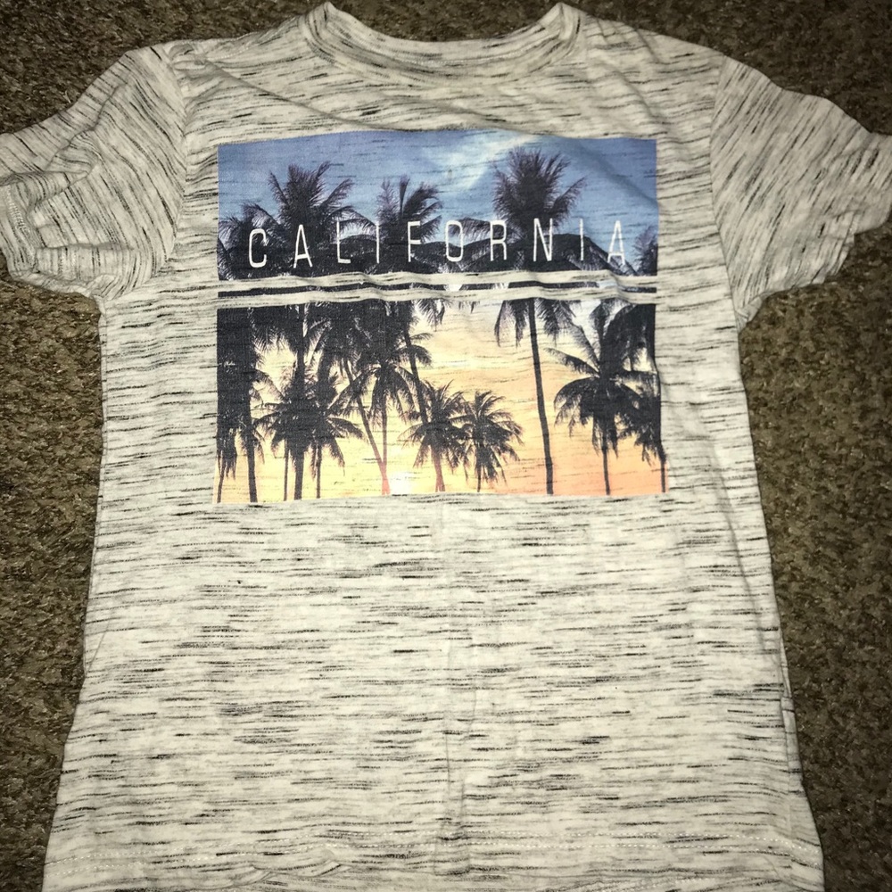 Graphic tee